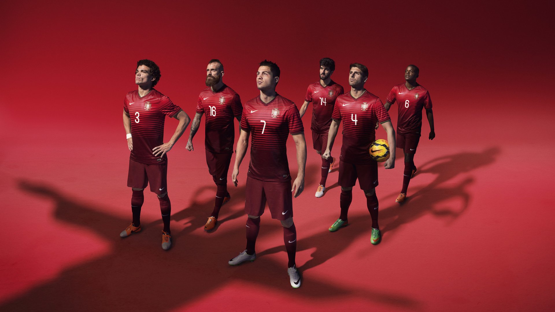 欧冠小组赛:多特1比0小胜波尔图 默尼耶压哨门线解围拯救三分